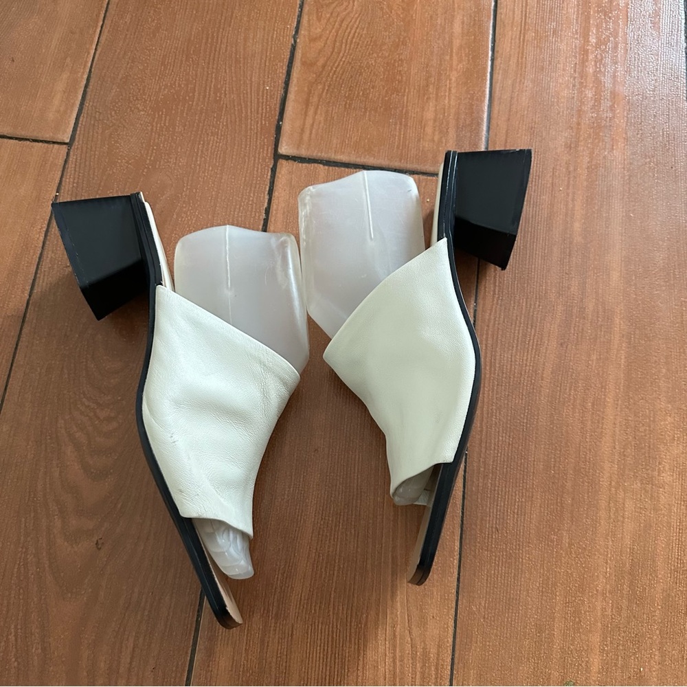 Zara Shoes Woman Mules Kitten Heel Leather Beige Size 40 USA 9 - Picture 11 of 11